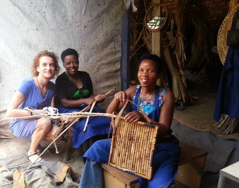 at-umutako_women-weaving_cut