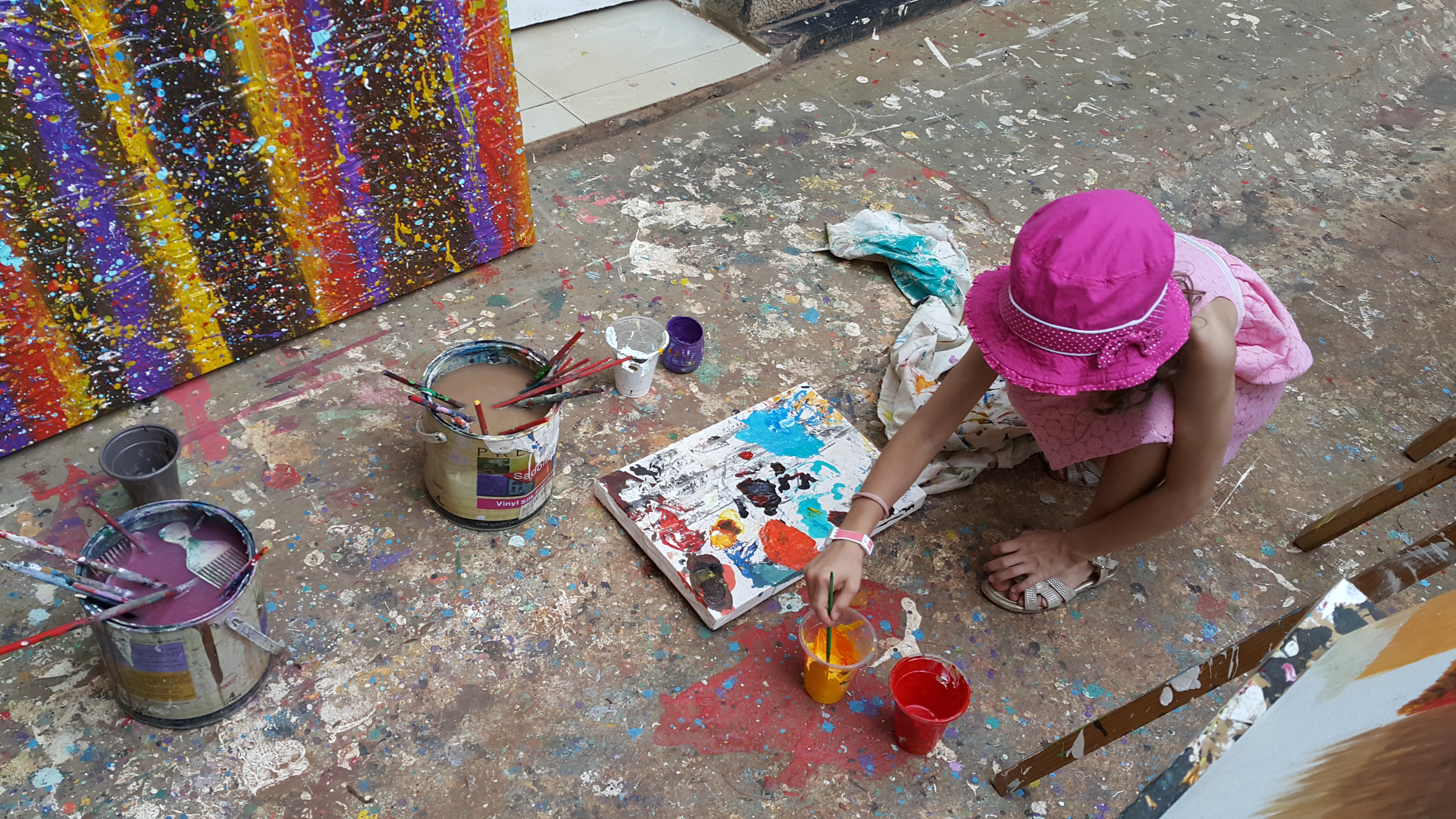 krisi-painting-on-the-floor