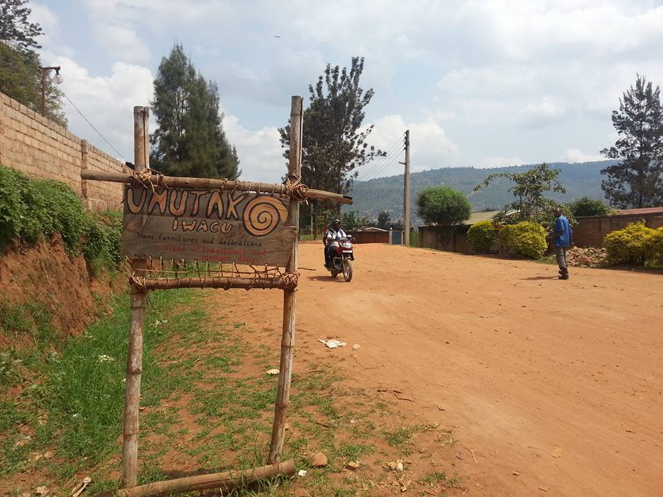 umutako-street-sign